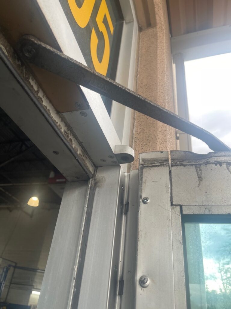 Commercial door Repair